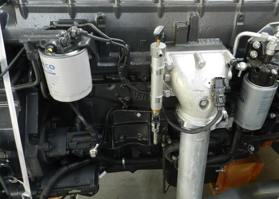 300KVA Iveco máy phát điện diesel với Stamford / Mecc Alternator sử dụng bất động sản