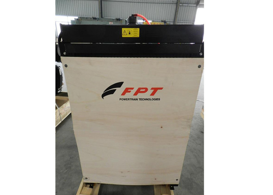 300KVA FPT máy phát điện diesel với Stamford / Mecc Alternator sử dụng bất động sản